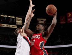 九游娱乐- 二胡独奏踏上幸福路 