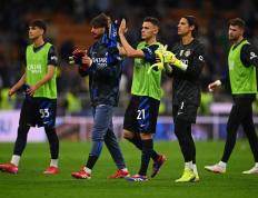 九游-赛地聚焦——德甲窗口期热度飙升；拉齐奥队长鼓劲；信心回归；高层口径保持一致的简单介绍