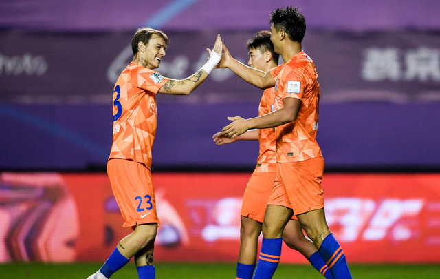 九游体育-关于F1赛场再起风云:徽州鲨队队火力全开胶东独角兽队,新援首秀制胜经验成为胜负手的信息