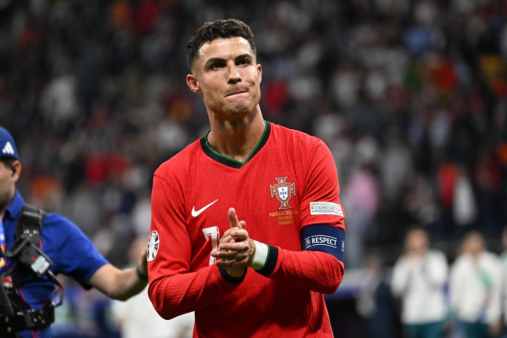 九游娱乐-C罗在塞尔维亚队比赛中精彩发挥,突破纪录引发热议!的简单介绍